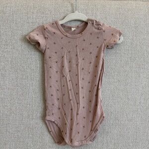Quincy Mae Bamboo Mauve Star Bodysuit